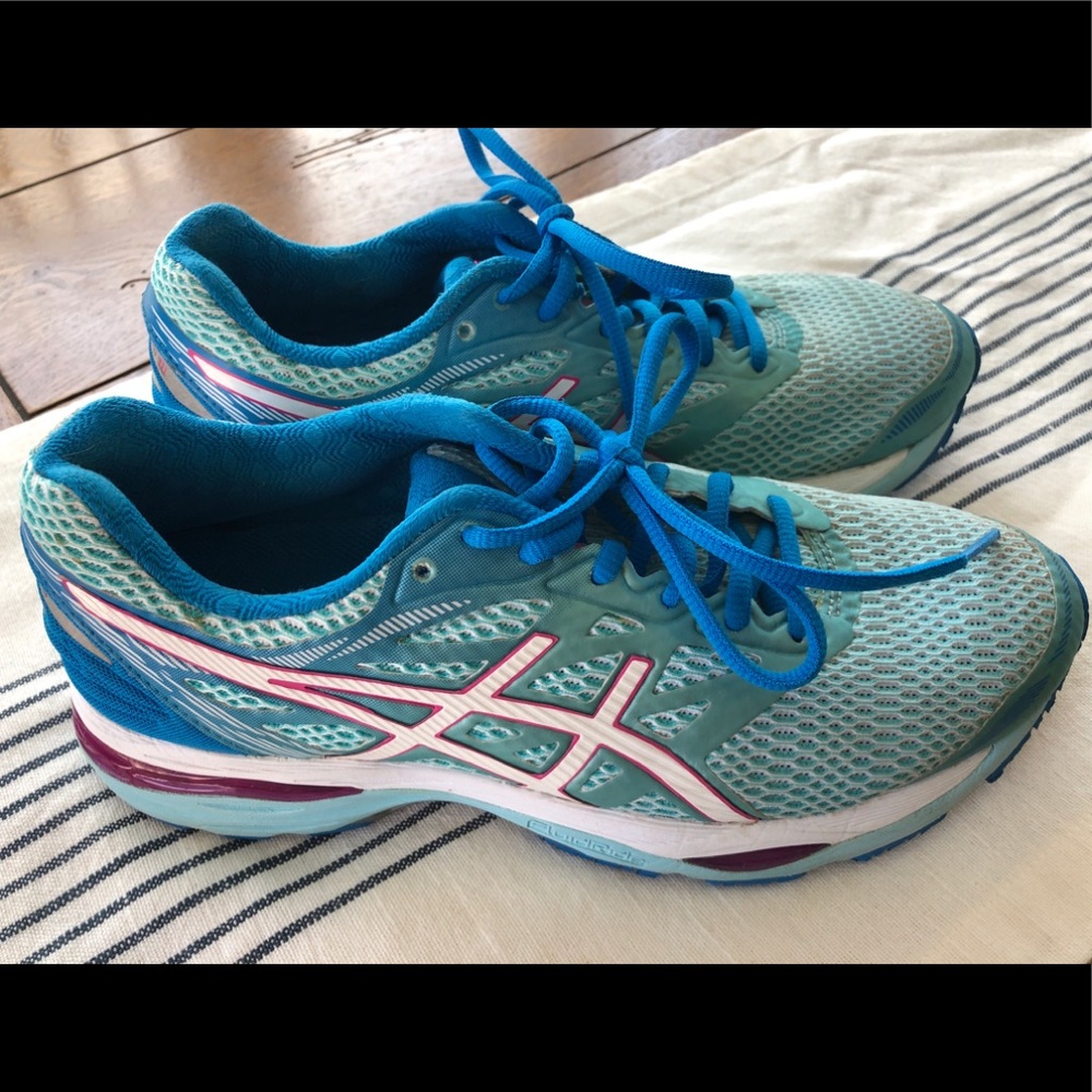 Women’s ASIC Gel Cumulus 18